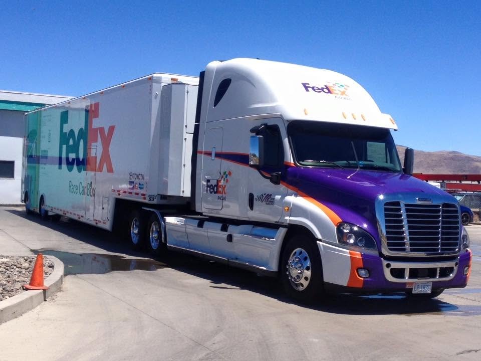 Mobile commercial trailer repair and RV maintenance services in Dayton Nevada