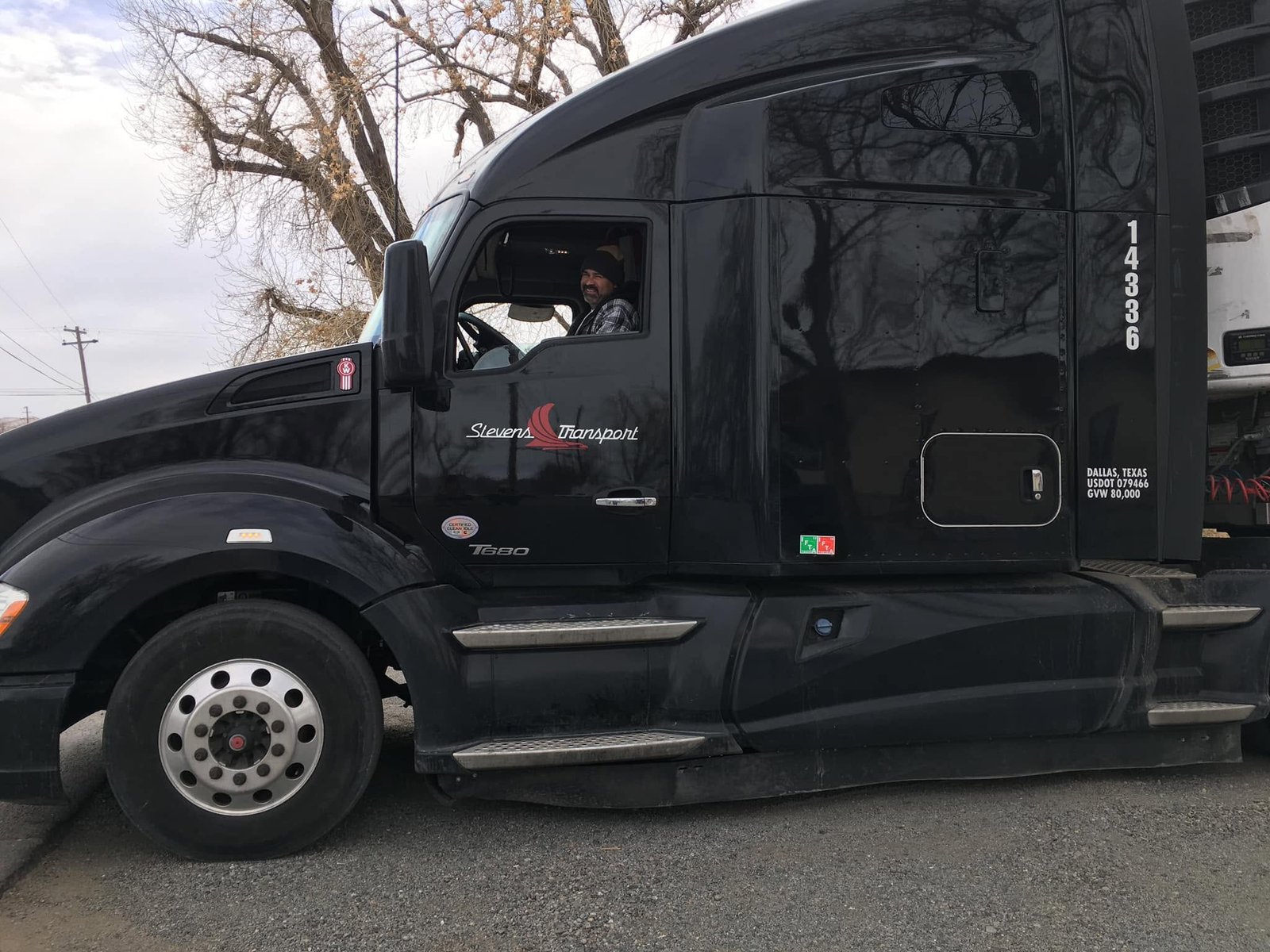 24/7 mobile truck trailer and RV repair service in Nevada